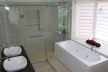 Farview Mountain Resort Villas Ooty Esterno foto